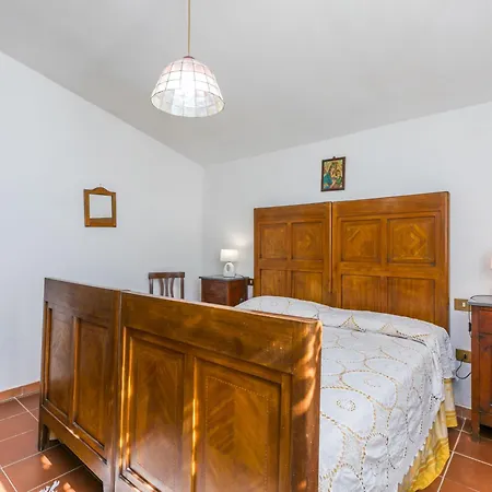 Geranio By Interhome * Trequanda